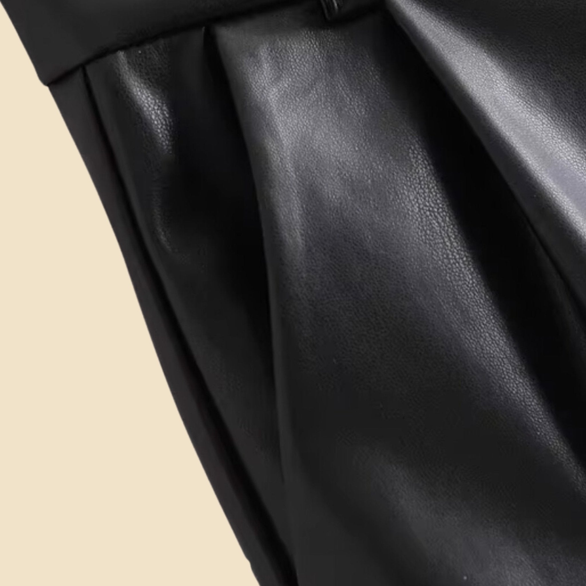 Kurze LederShorts™ Stylisch durch die Wintertage - Monoka